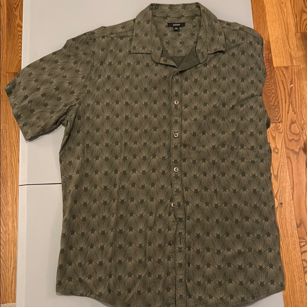 Alfani Green Casual Button Down Shirt with Geometric Pattern